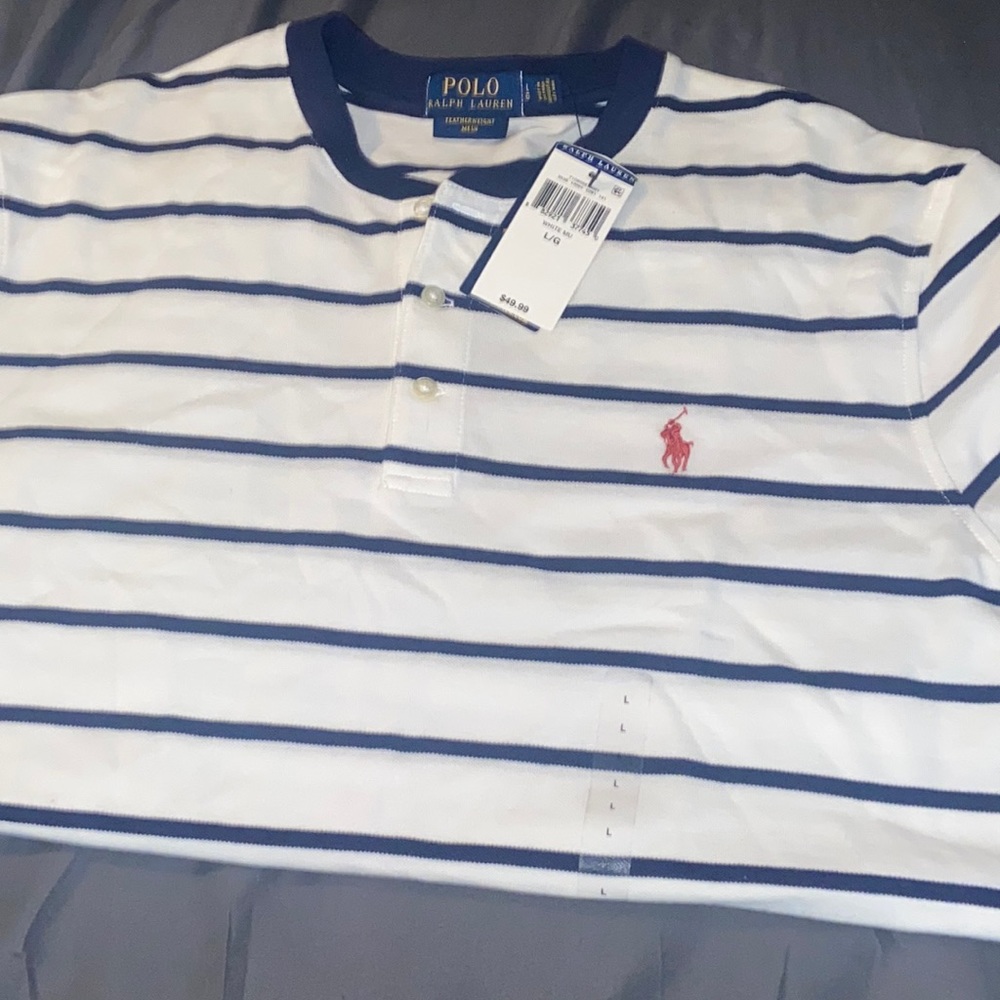 Men’s brand new shirt never worn